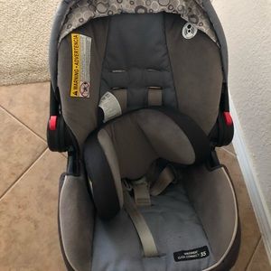 Graco car seat and head rest
